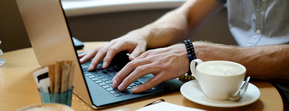 Freelance Çalışma Modeli: Hukuki Çerçeve, Vergisel Yükümlülükler ve Fikri Haklar